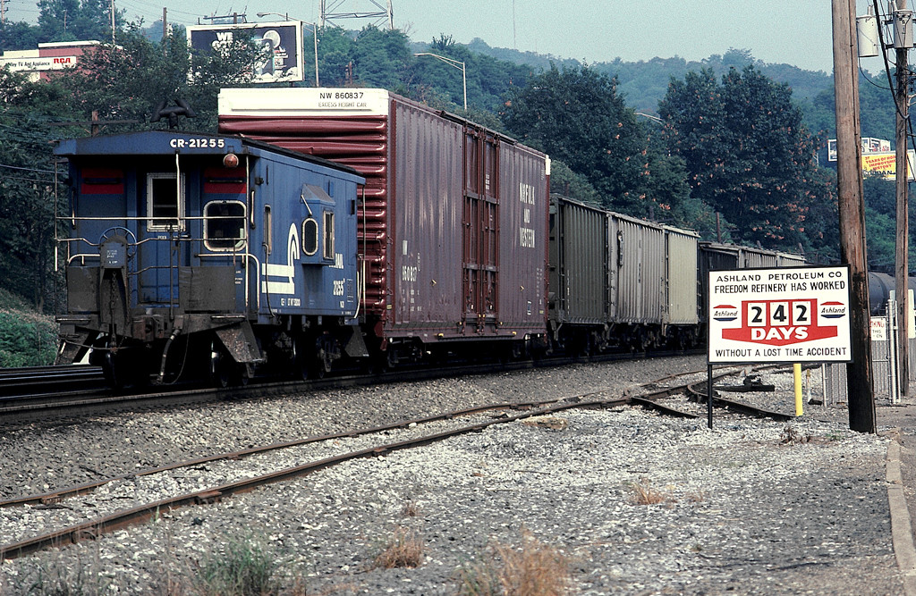 CR POPI enters Conway yard