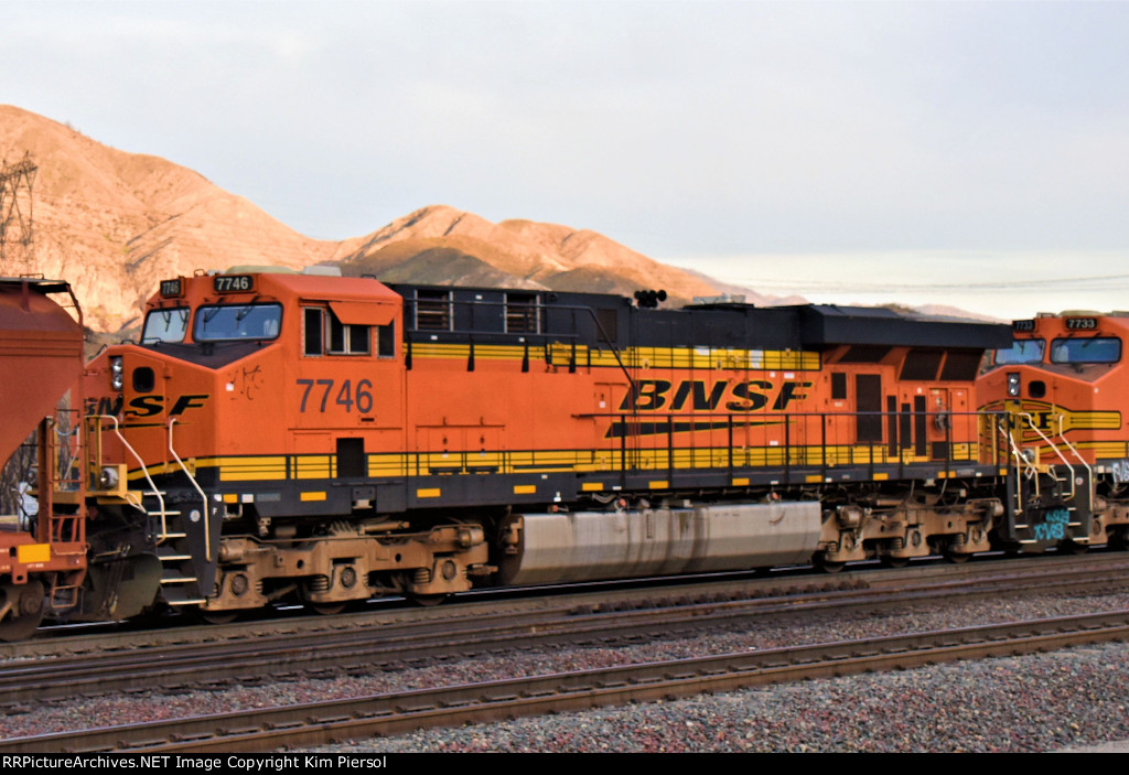 BNSF 7746