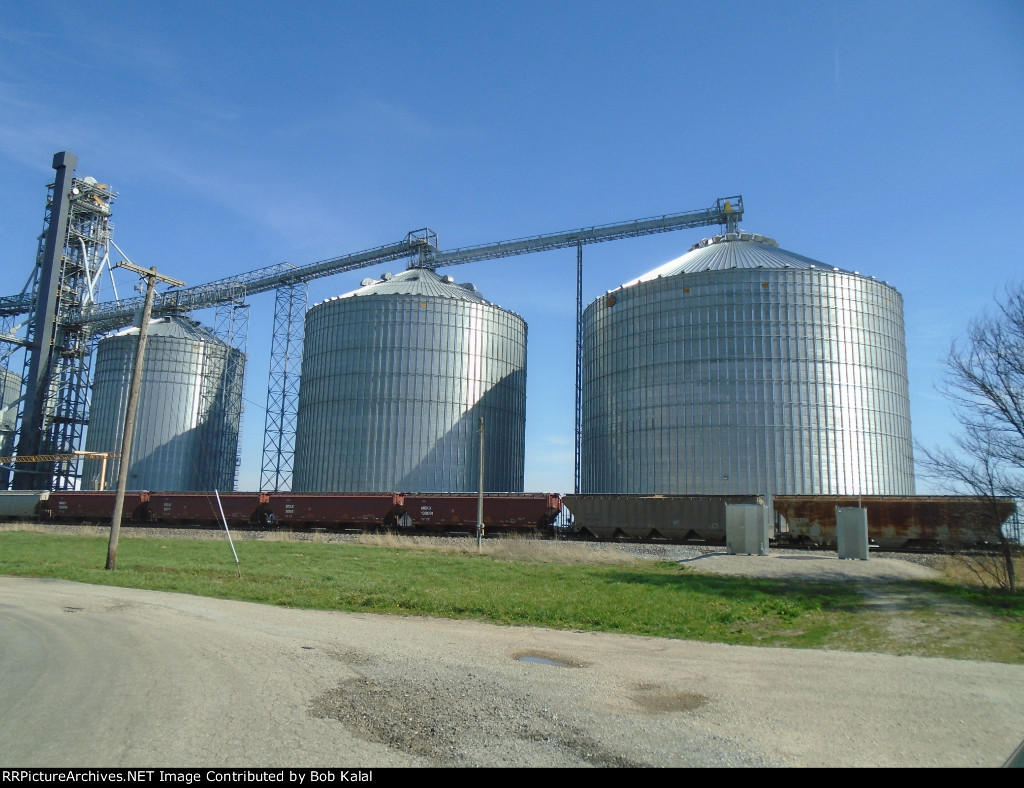 Milmine Grain Elevator west end