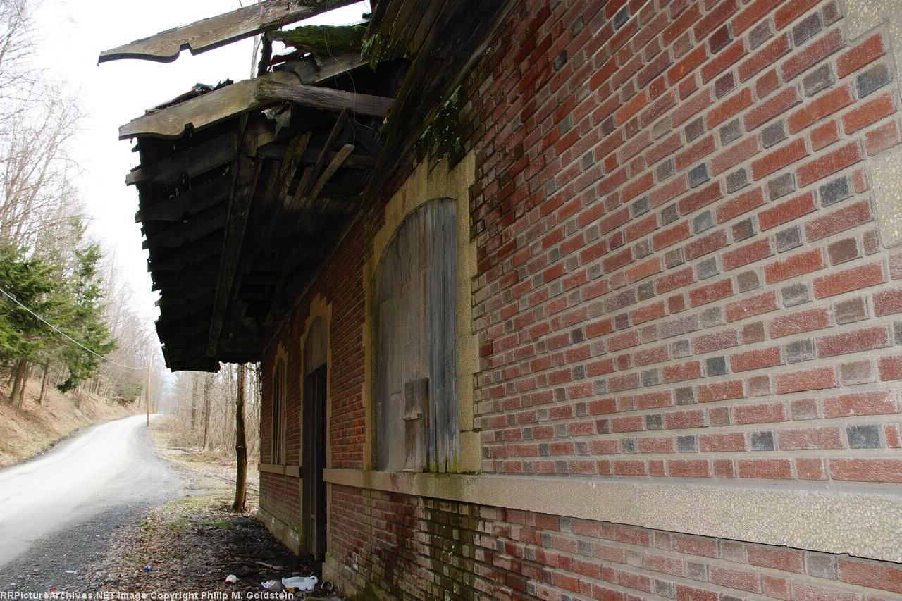 Alford Station (street side -west face)