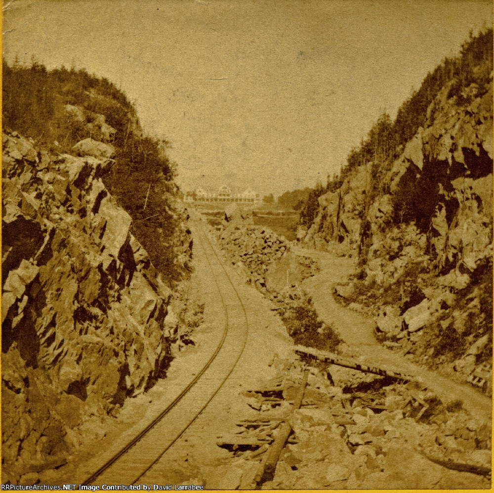 Timetable west at the Notch