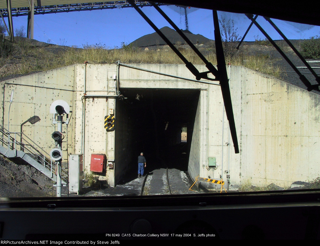 CA15 at loading tunnel