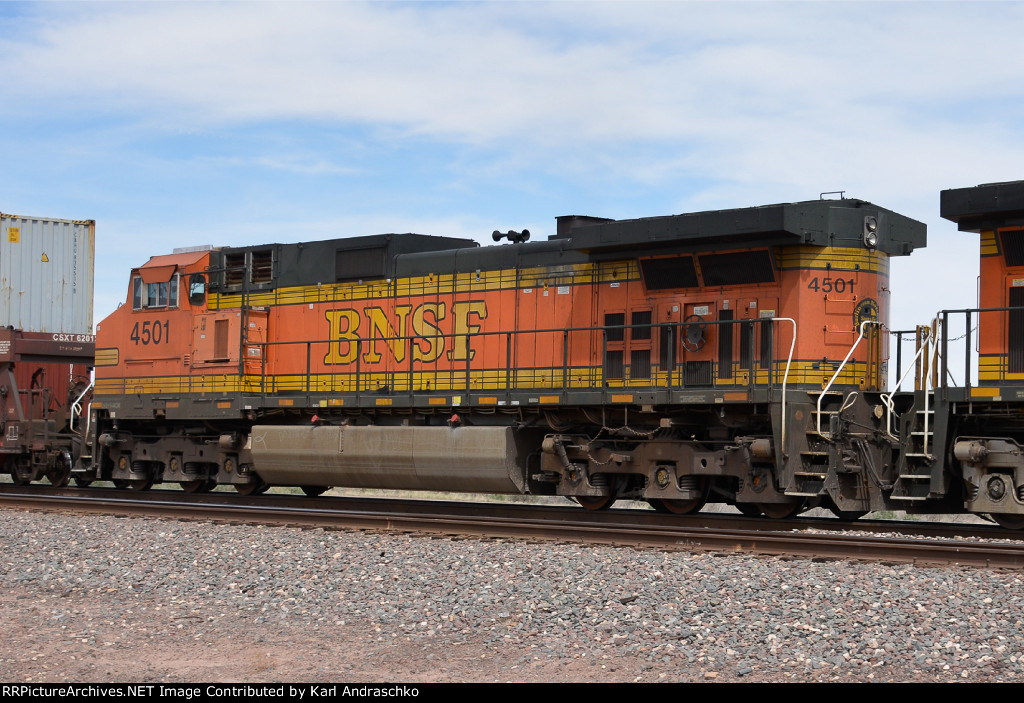 BNSF 4501