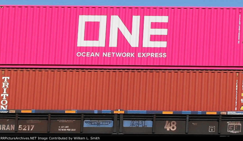 WB Intermodal Frt at Erie NV -132