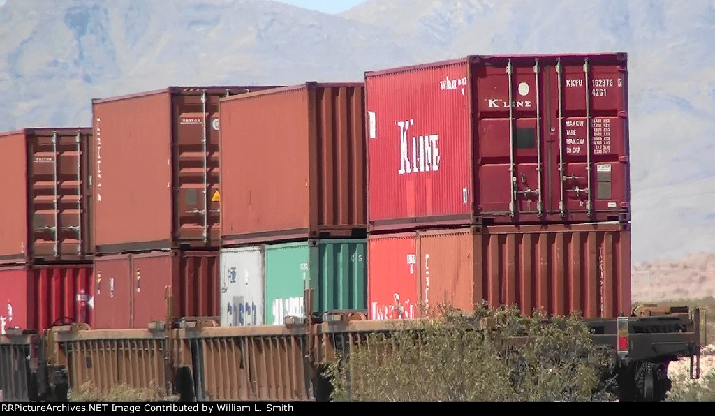 WB Intermodal Frt at Erie NV -107
