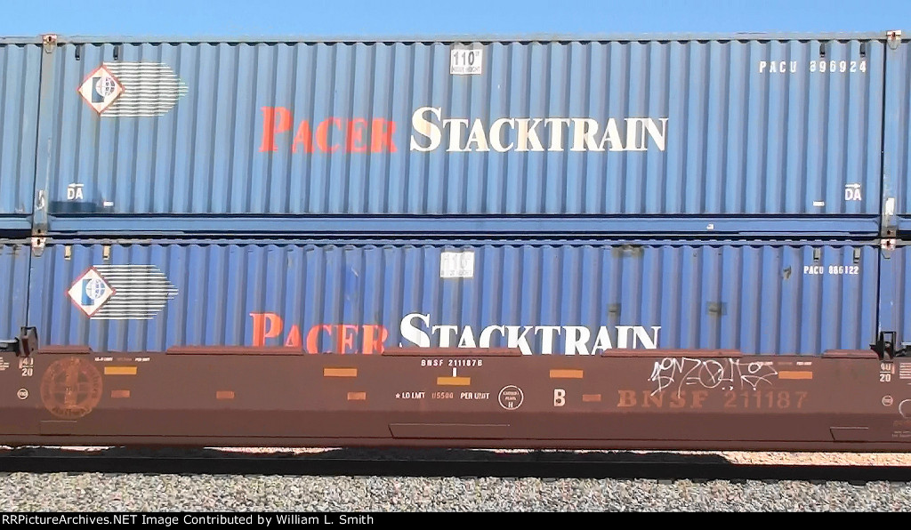 WB Intermodal Frt at Erie NV -33