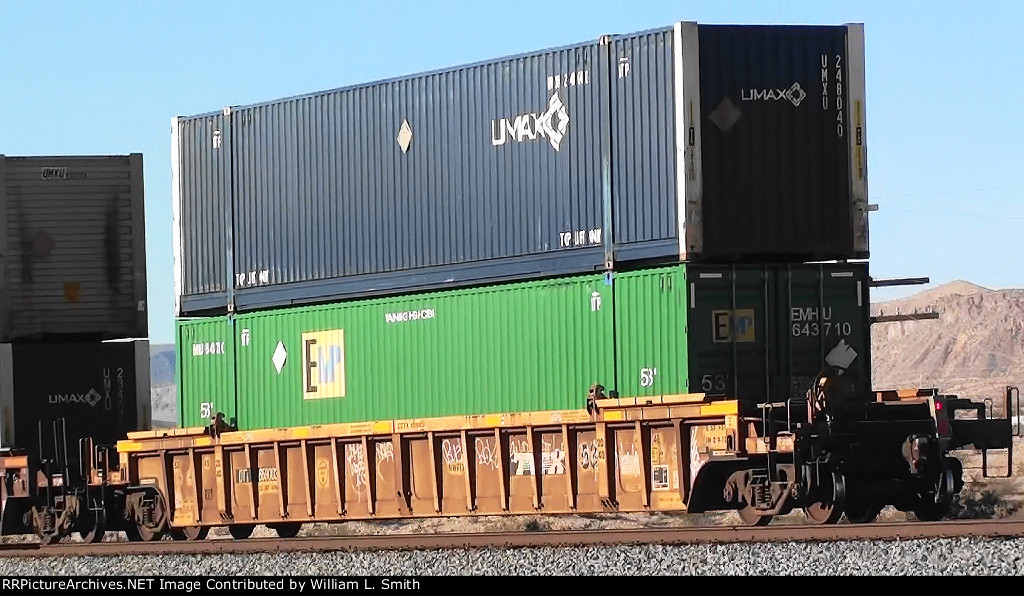 WB Intermodal Frt at Erie Passing Siding NV -156