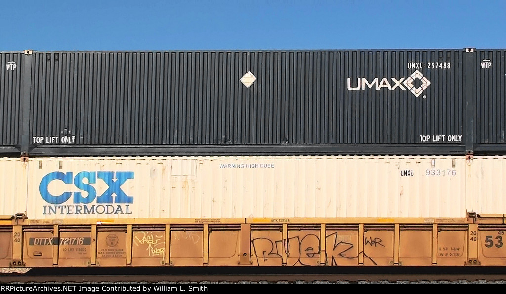 WB Intermodal Frt at Erie Passing Siding NV -69