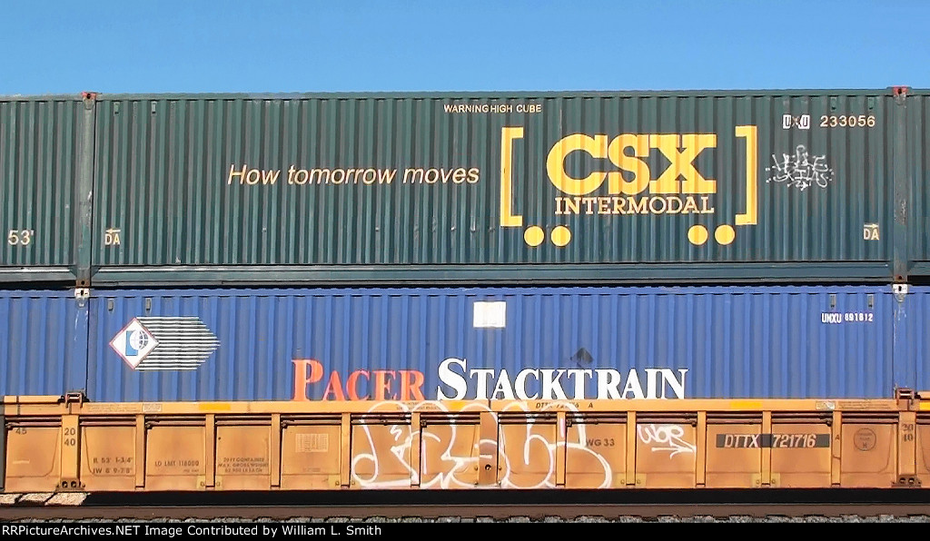 WB Intermodal Frt at Erie Passing Siding NV -71