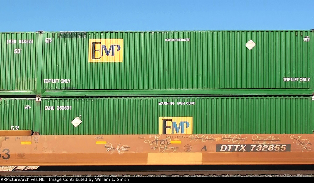 WB Intermodal Frt at Erie Passing Siding NV -85