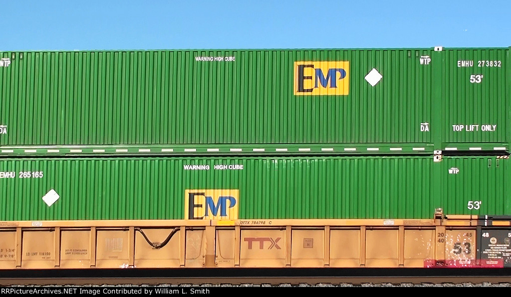 WB Intermodal Frt at Erie Passing Siding NV -87