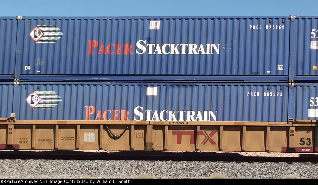 WB Intermodal Frt at Erie NV -19