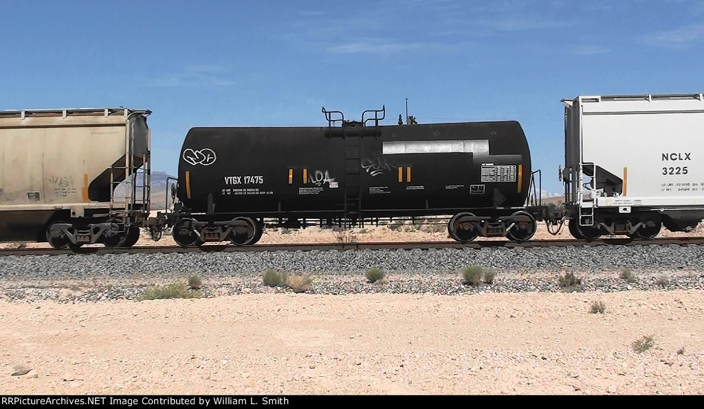 WB Mamifest Frt -HOT SHOT- at Erie NV -23