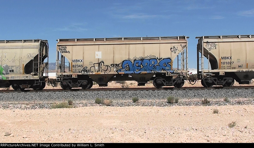 WB Mamifest Frt -HOT SHOT- at Erie NV -57