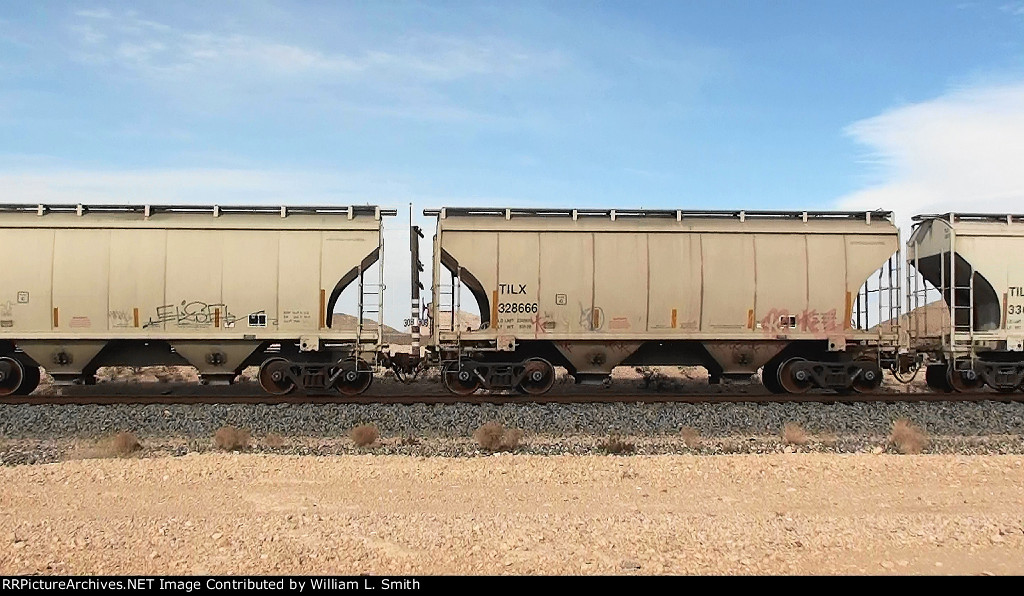 WB Manifest Frt at Erie NV -60