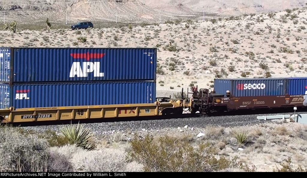 WB Stack Frt West end of Erie NV  (35)