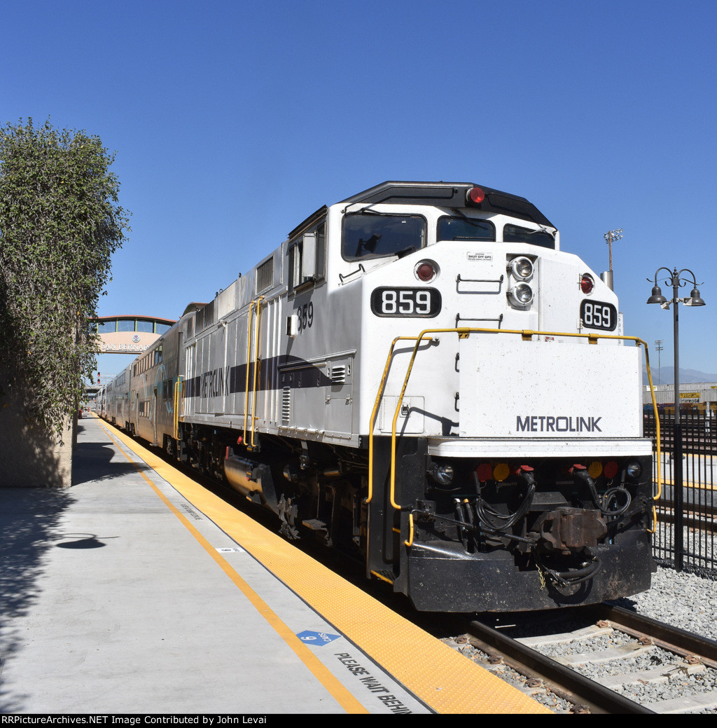 Metrolink at San Bernardino Station