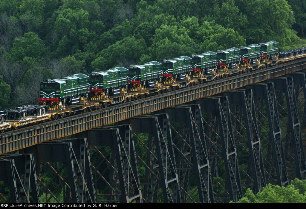 GE locomotives for Pakistan cross the James River