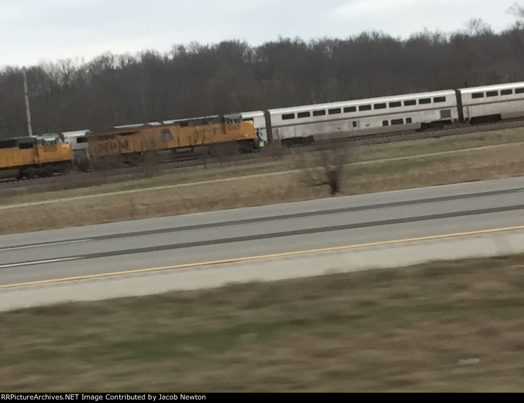 Amtrak 21 meets UP Train