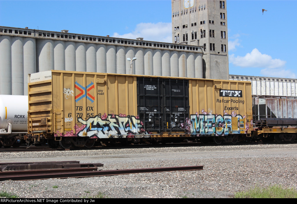 TBOX 670558