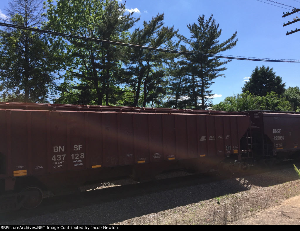 BNSF 437128