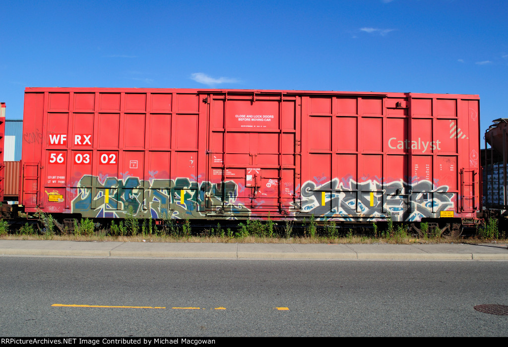 WFRX 560302 50-6 ft Single Door Excess Height Boxcar (side B).