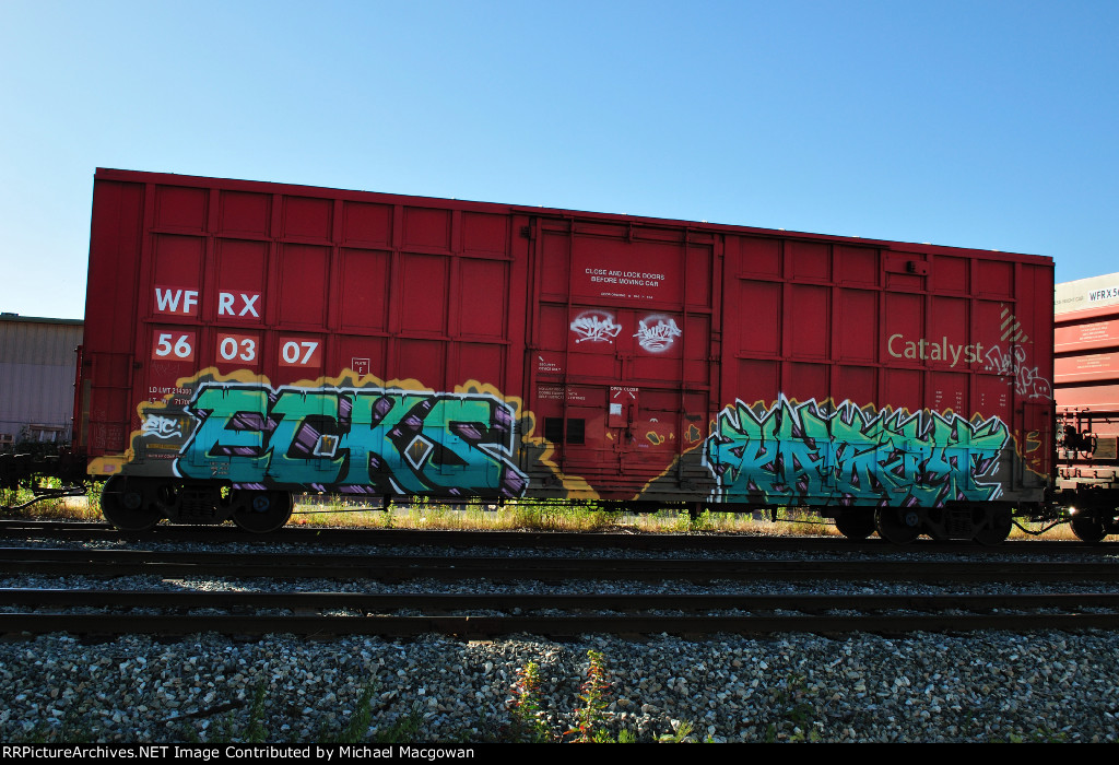 WFRX 560307  50-6 ft Single Door Excess Height Boxcar (side B)