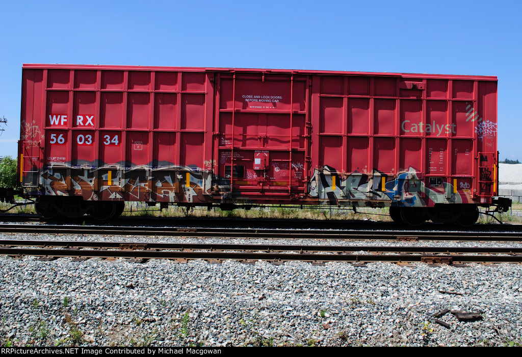 WFRX 560334 50-6 ft Single Door Excess Height Boxcar (side A).