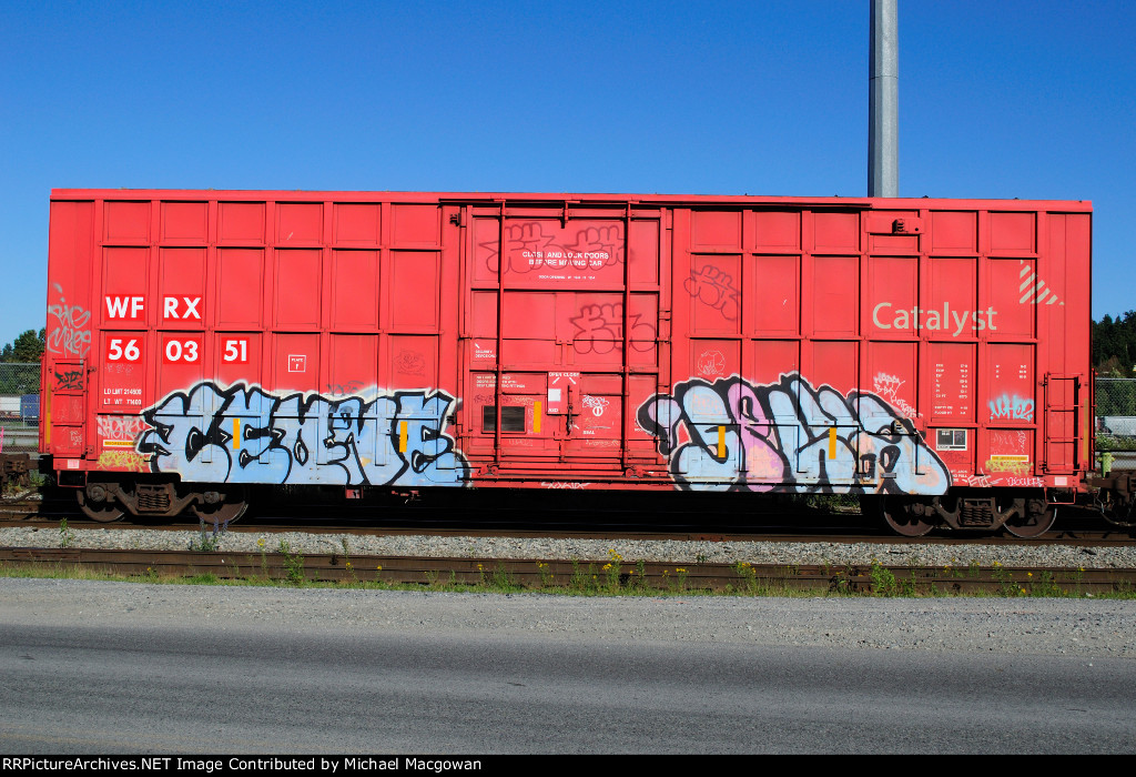 WFRX 560351  50-6 ft (6275 cu ft) Single Door Excess Height Boxcar (side B)