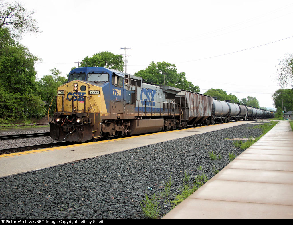 CSXT 7798