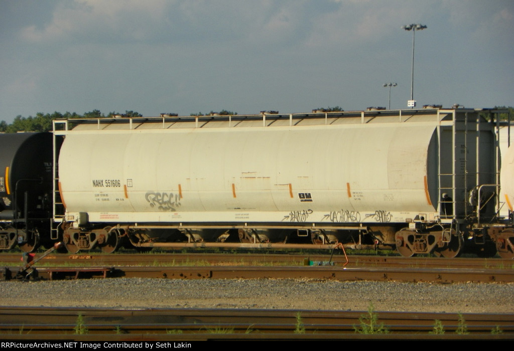 NAHX 551606