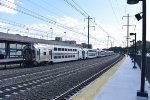 NJT Multilevel Set heading Eastbound
