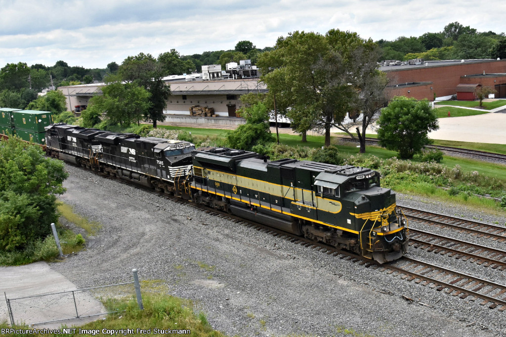 Finally got both the Erie & DL&W leading.