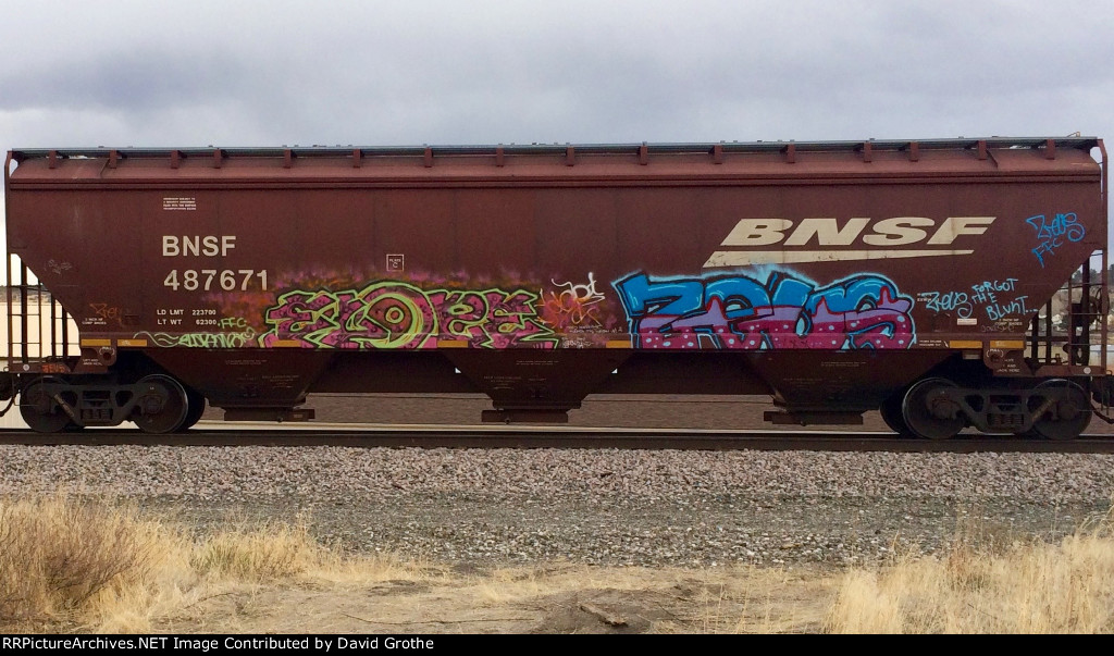BNSF 487671