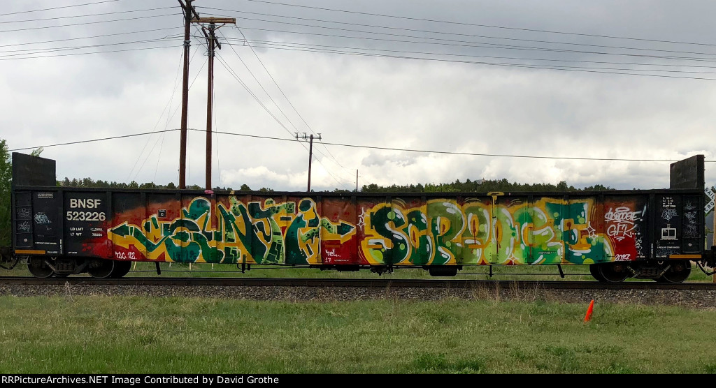 BNSF 523226