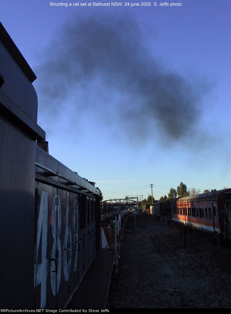 020 shunting a rail set
