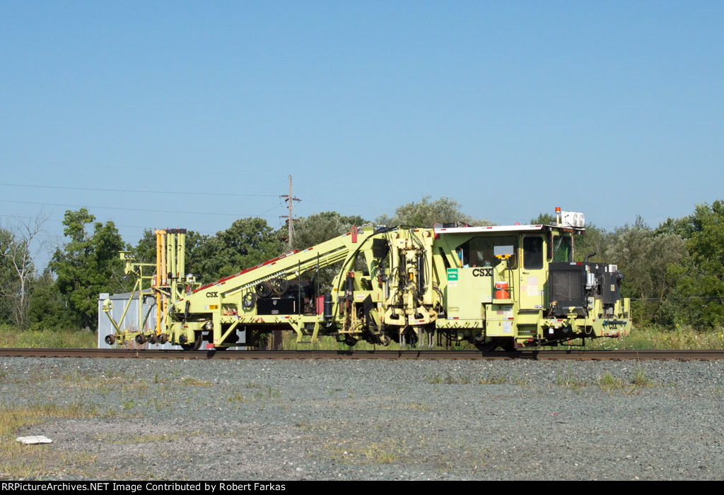 CSX track equipment