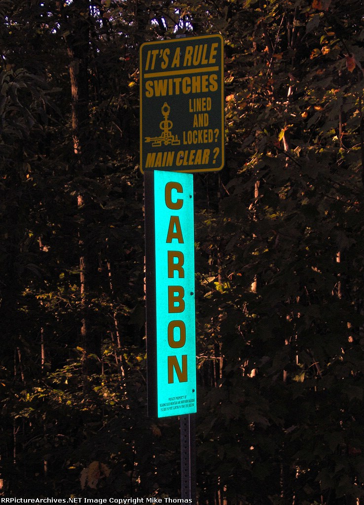 Reading & Oorthern Switch Sign