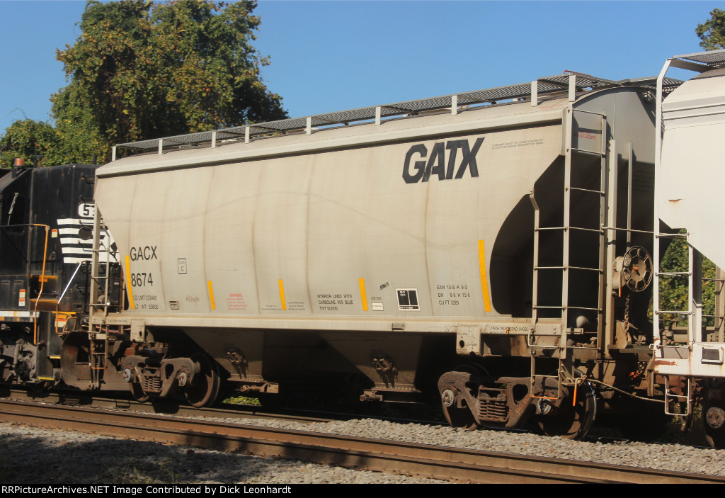 GACX 8574
