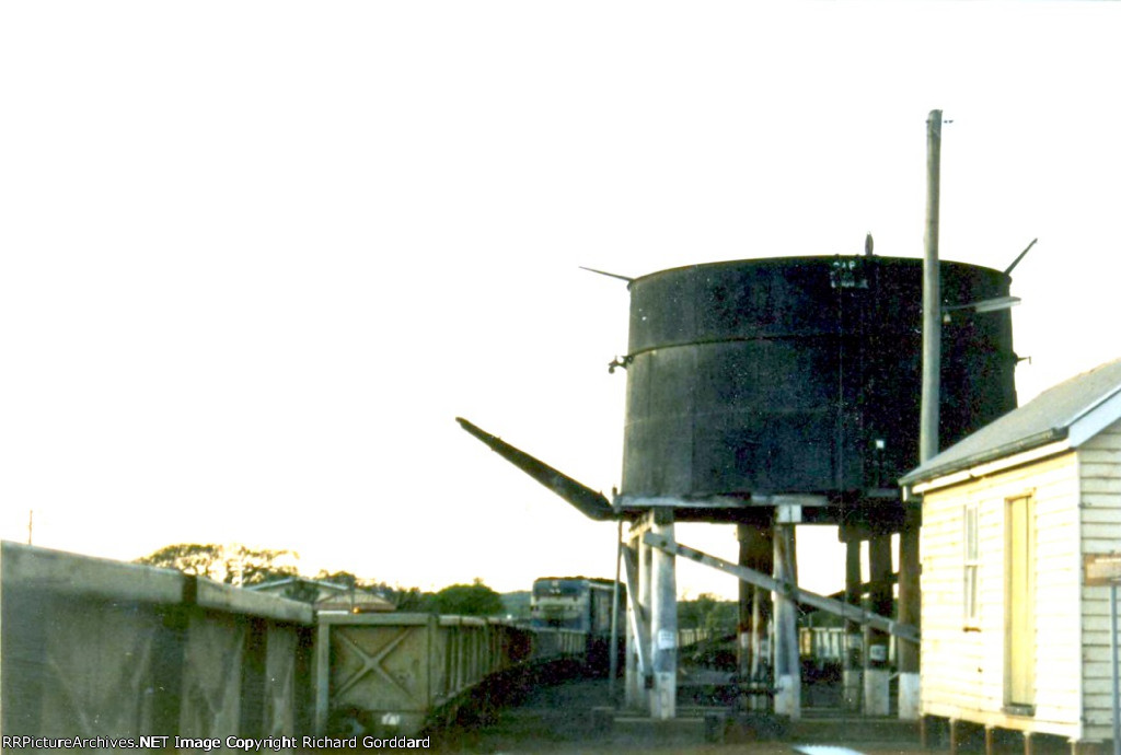 Early morning derailment 