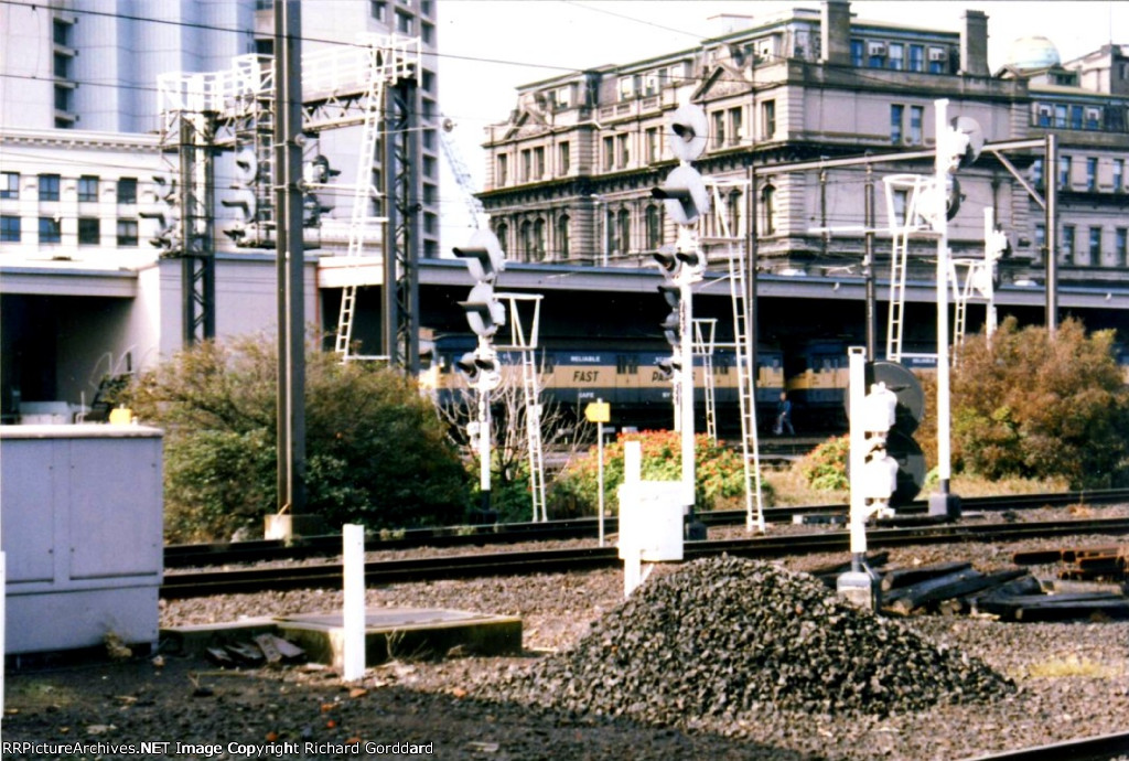Signals in the yard at Melbourne 