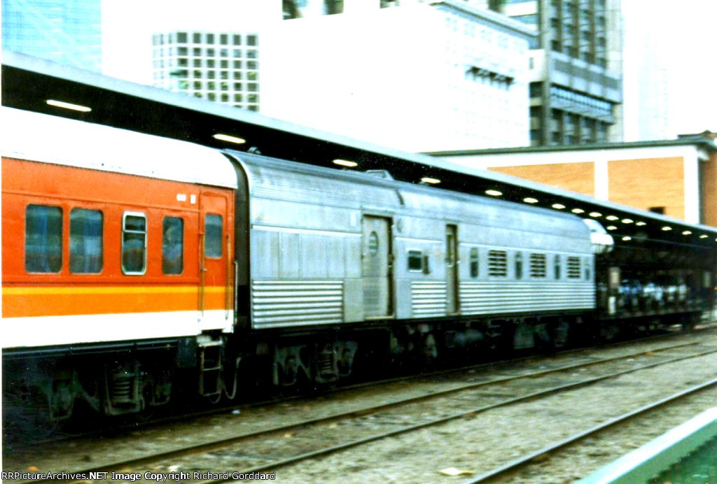 Passenger cars at Melbourne 