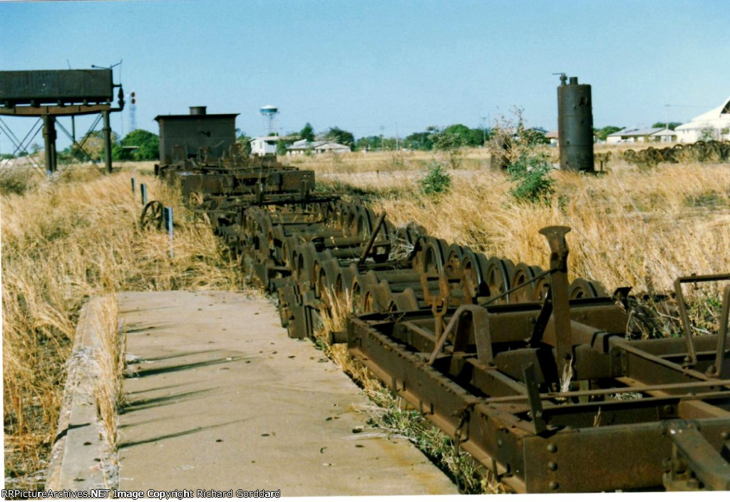 Wheel sets and bogies 