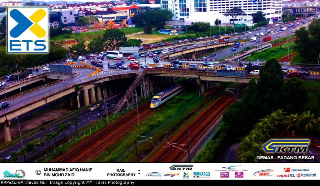 ETS GEMAS - PADANG BESAR passing Serdang June 2016