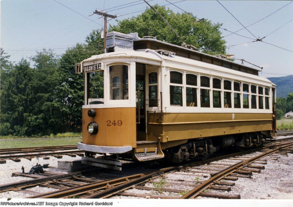 Brill car used in Portugal