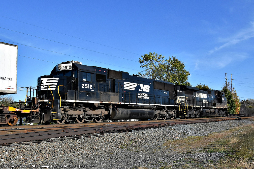 NS 2512 is a bit dirty, but I love her lines.