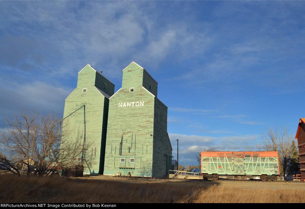 Old Grain Elevator CP Stock Car