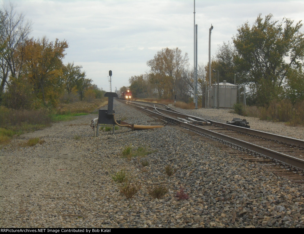  7 Engine Hook-up on Siding South of Clifton waiting for Amtrak to pass