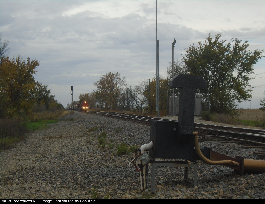  7 Engine Hook-up on Siding South of Clifton waiting for Amtrak to pass