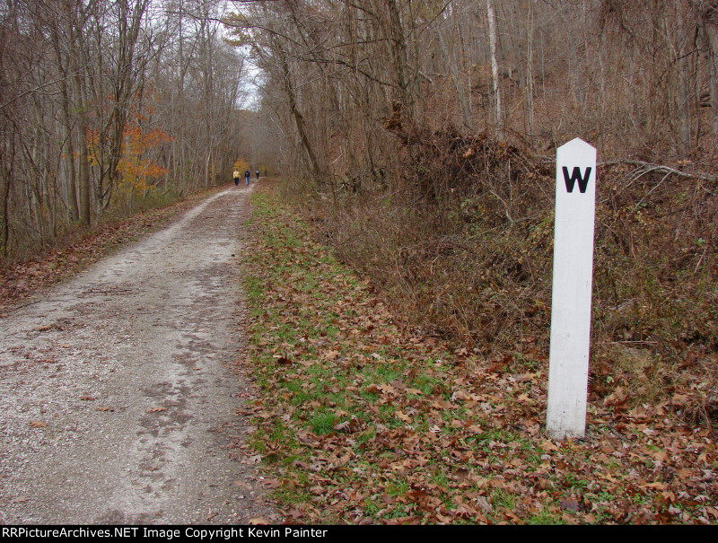 Replica whistle post on ex-PRR ROW